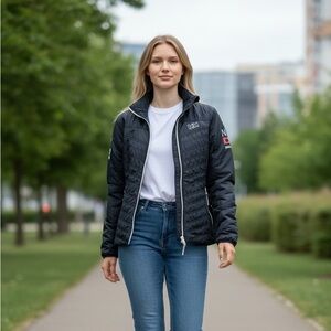 Helly Hansen Womens Crew Insulated Jacket, World of Sailing, NO. 1 Sailing Port